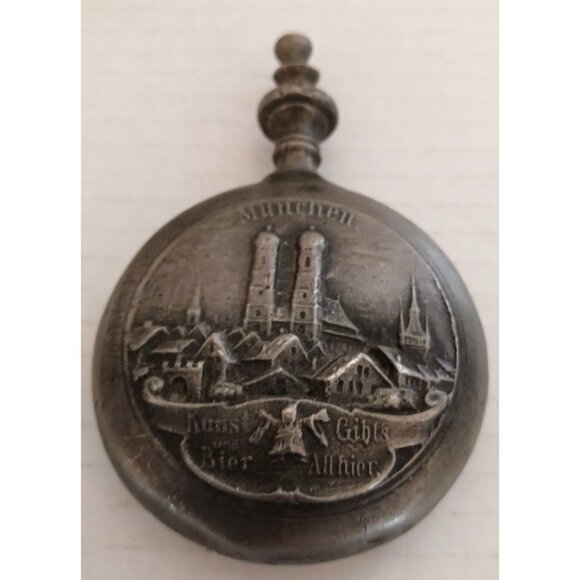 German Munich Vintage Metal Snuff Bottle Kunst und Bier Gibt's Allhier RARE - Picture 4 of 9